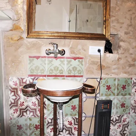 In Catalonia Near Cala Pedrosa Tatil Evi *