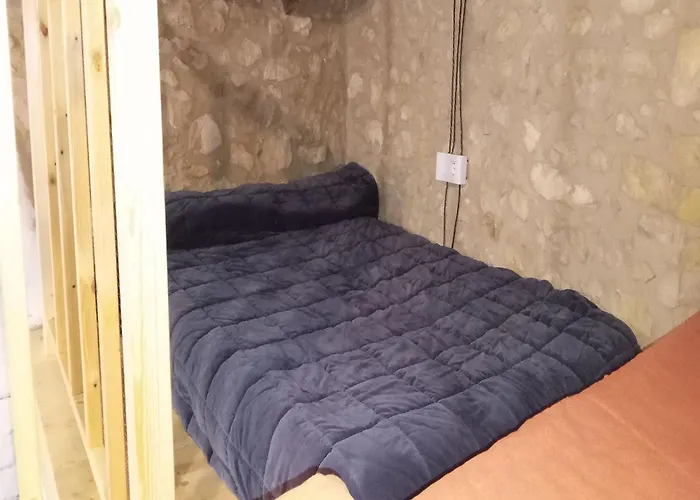 In Catalonia Near Cala Pedrosa בית נופש ז'ירונה