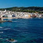 In Catalonia Near Cala Pedrosa Casa de Férias Girona