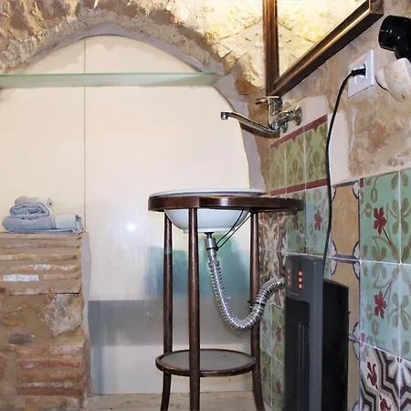 In Catalonia Near Cala Pedrosa Casa de Férias