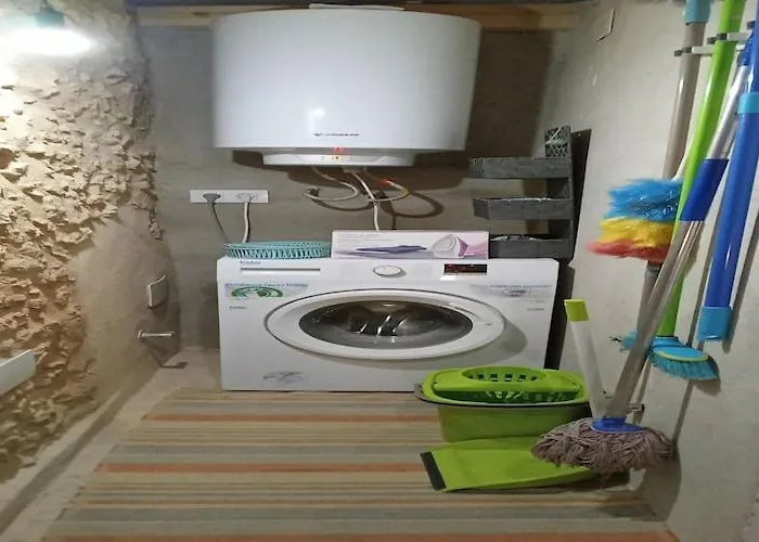 In Catalonia Near Cala Pedrosa Сasa de vacaciones *