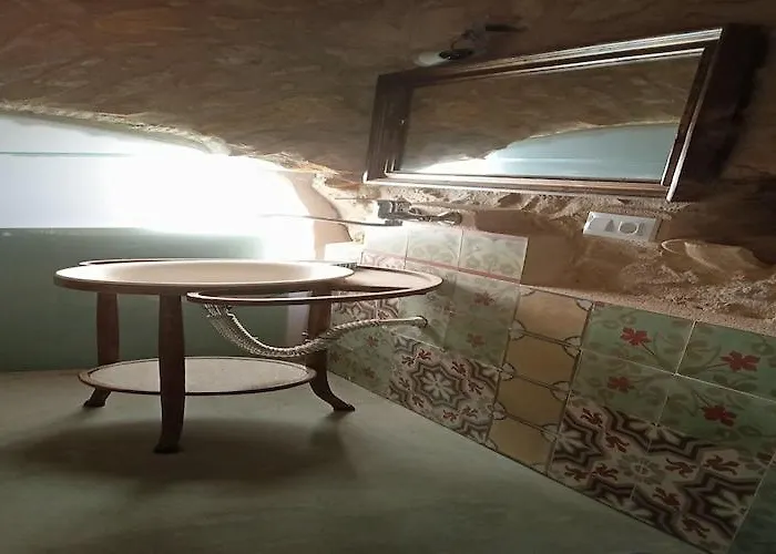 In Catalonia Near Cala Pedrosa Сasa de vacaciones