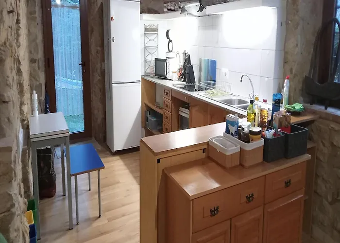 In Catalonia Near Cala Pedrosa Сasa de vacaciones