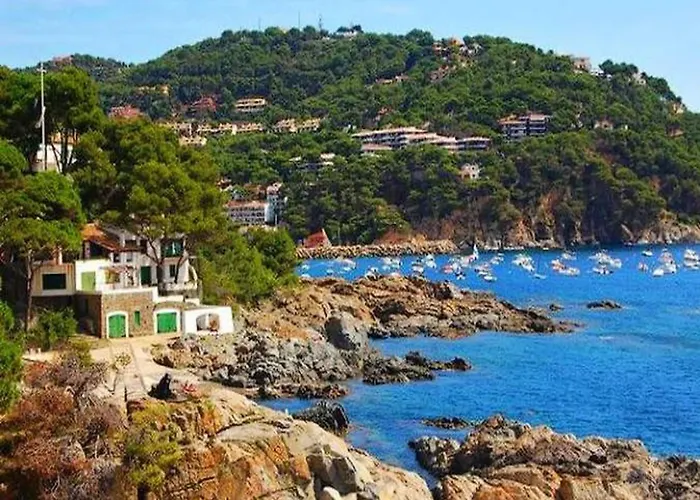 In Catalonia Near Cala Pedrosa Σπίτι διακοπών