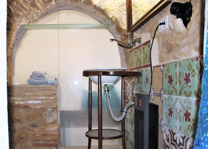 In Catalonia Near Cala Pedrosa Сasa de vacaciones